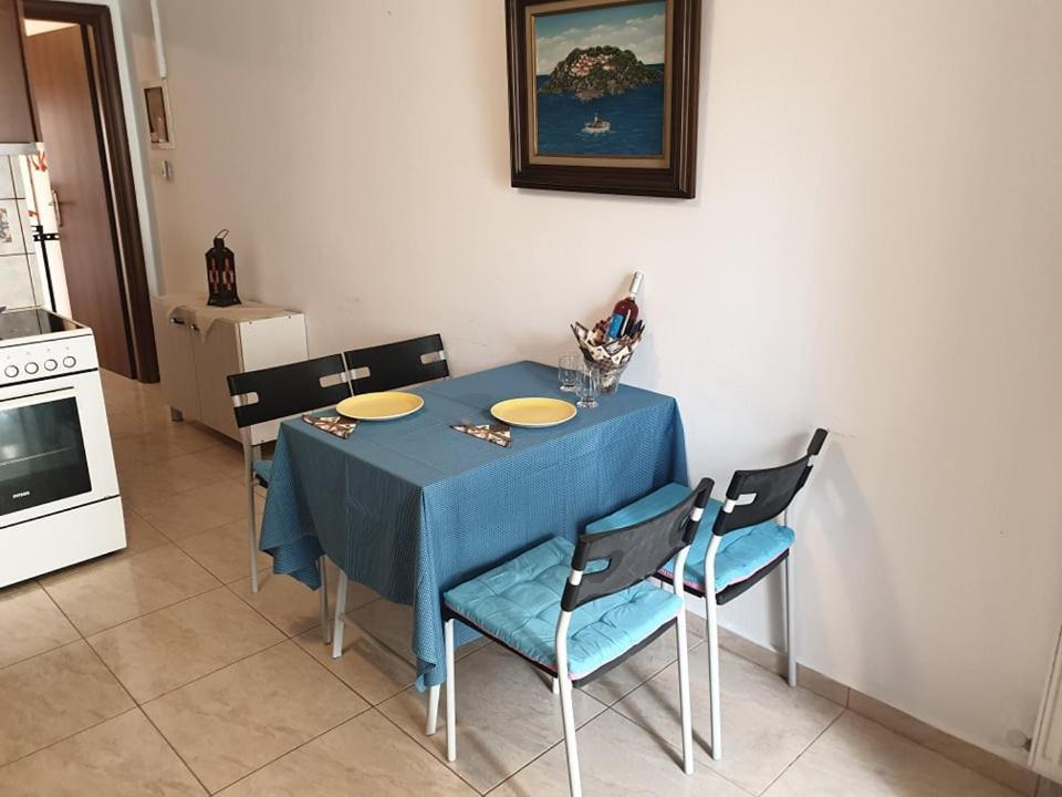 Anna Apartments Néa Péramos Bagian luar foto