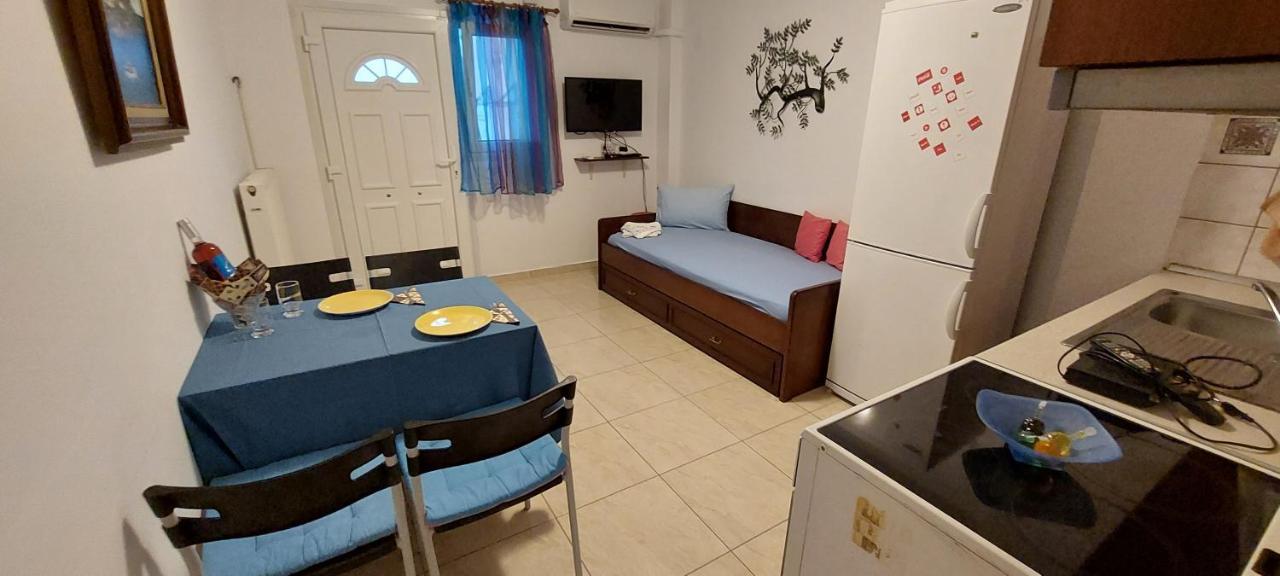 Anna Apartments Néa Péramos Bagian luar foto